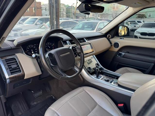 Photo of 2019 Loire Blue Land Rover Range Rover Sport