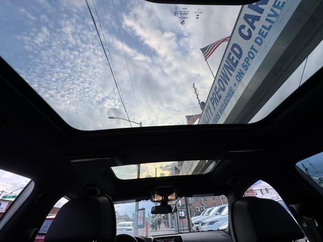 Photo of 2022 White BMW 740