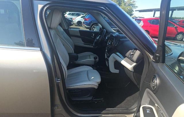 Photo of 2017 Brown MINI Countryman