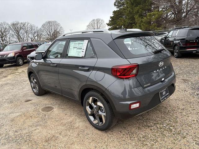 Photo of 2025 Gray Hyundai VENUE