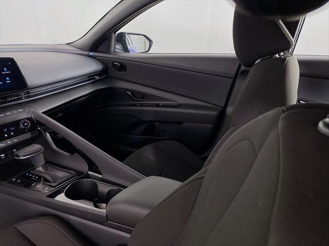 Photo of 2025 Intense Blue Hyundai ELANTRA