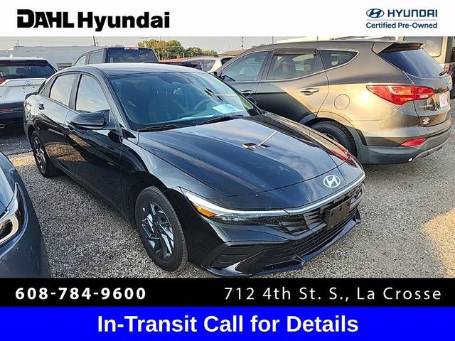 Photo of 2024 Abyss Black Hyundai ELANTRA HEV