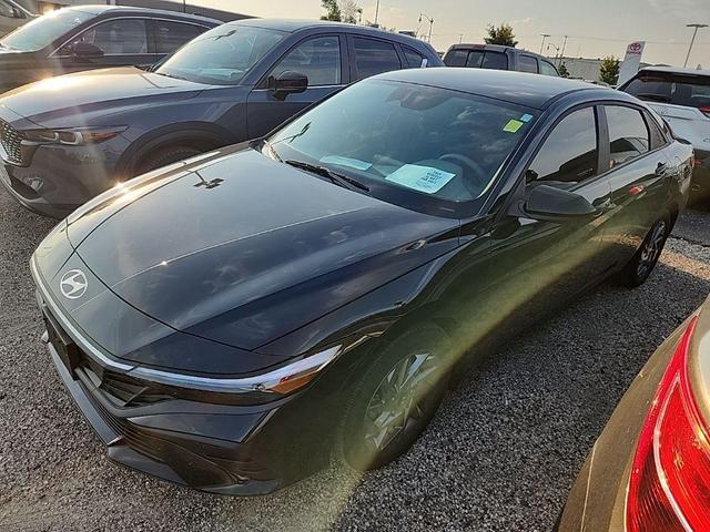 Photo of 2024 Abyss Black Hyundai ELANTRA HEV