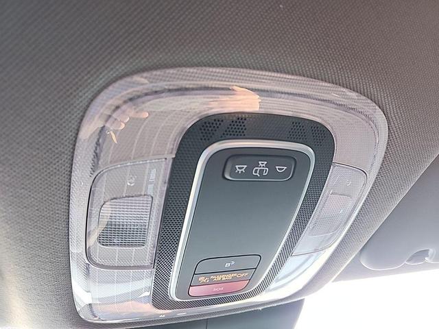 Photo of 2024 Abyss Black Hyundai ELANTRA HEV