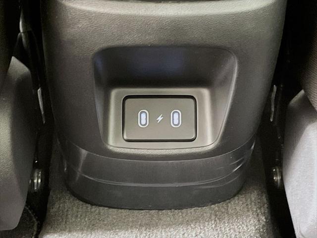 Photo of 2025 Serenity White Hyundai ELANTRA