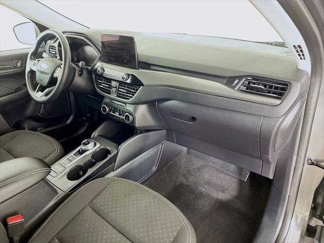 Photo of 2024 Carbonized Gray Metallic Ford Escape