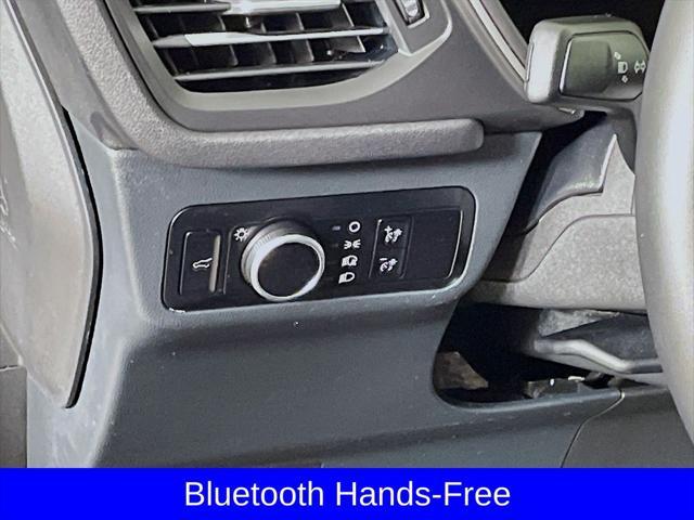 Photo of 2024 Carbonized Gray Metallic Ford Escape