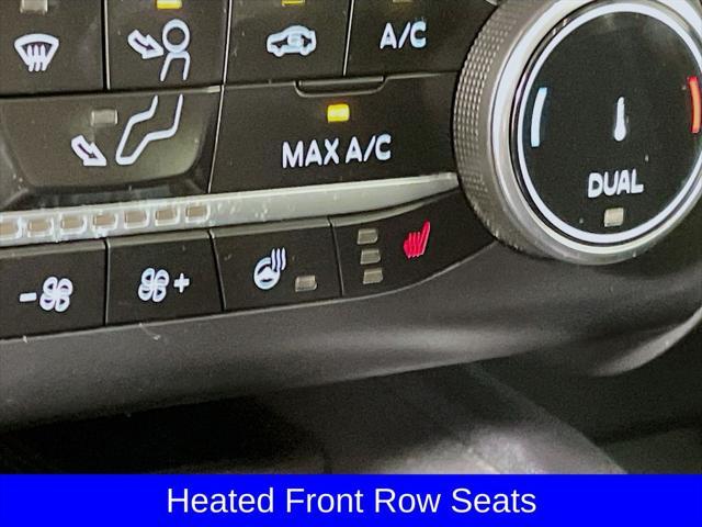 Photo of 2024 Carbonized Gray Metallic Ford Escape