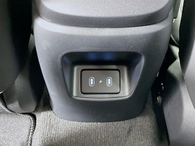 Photo of 2025 Serenity White Hyundai ELANTRA