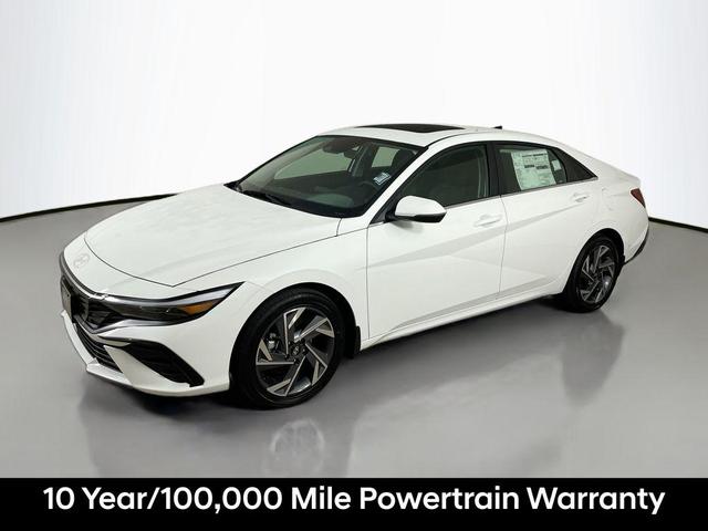 Photo of 2025 Serenity White Hyundai ELANTRA