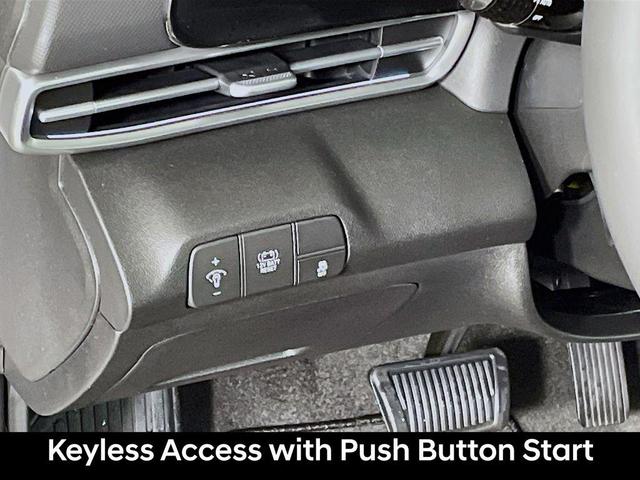 Photo of 2025 Abyss Black Hyundai ELANTRA