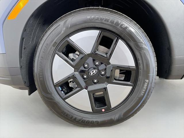 Photo of 2025 Atlantis Blue Hyundai SANTA FE