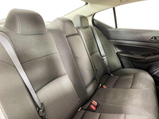 Photo of 2023 Brilliant Silver Metallic Nissan Altima