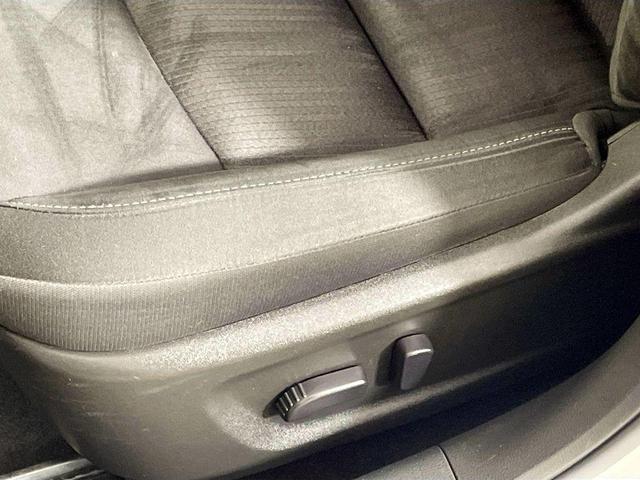 Photo of 2023 Brilliant Silver Metallic Nissan Altima