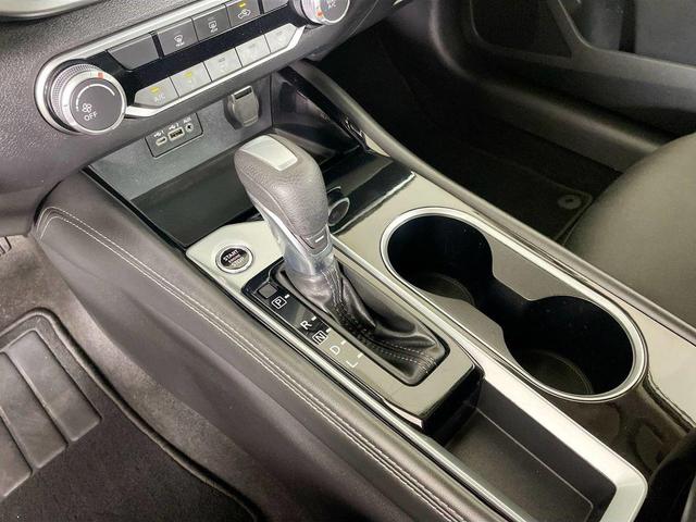 Photo of 2023 Brilliant Silver Metallic Nissan Altima