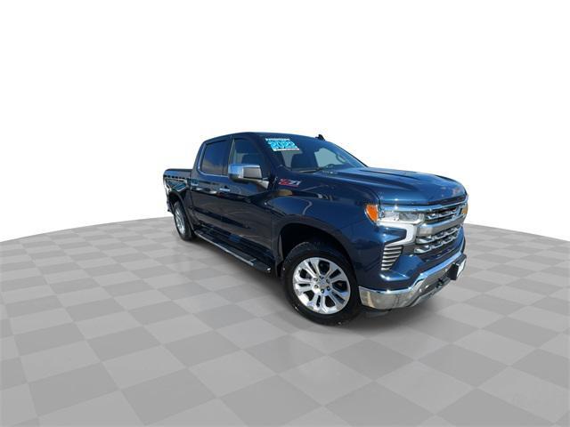 Photo of 2022 Northsky Blue Metallic Chevrolet Silverado 1500