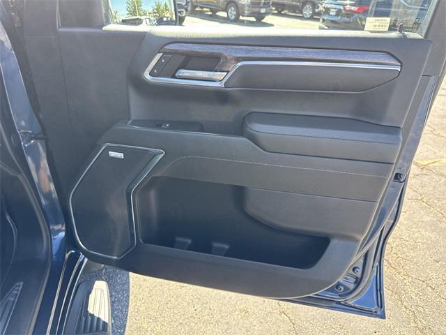 Photo of 2022 Northsky Blue Metallic Chevrolet Silverado 1500