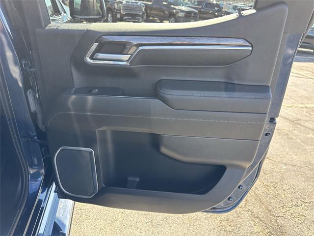 Photo of 2022 Northsky Blue Metallic Chevrolet Silverado 1500