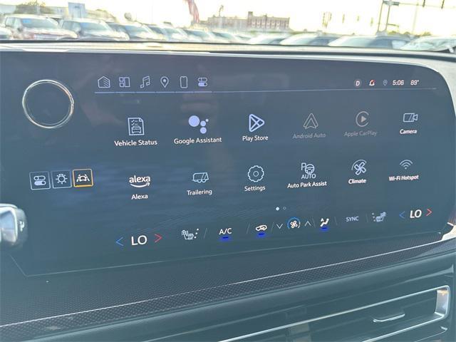 Photo of 2025 Mosaic Black Metallic Chevrolet Traverse