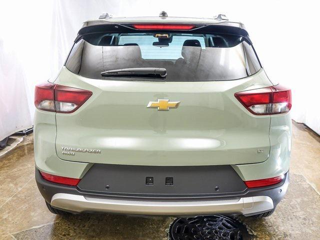 Photo of 2026 Cacti Green Chevrolet Trailblazer