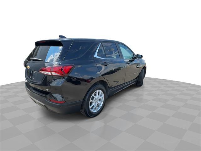 Photo of 2023 Mosaic Black Metallic Chevrolet Equinox