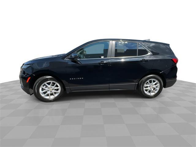 Photo of 2023 Mosaic Black Metallic Chevrolet Equinox
