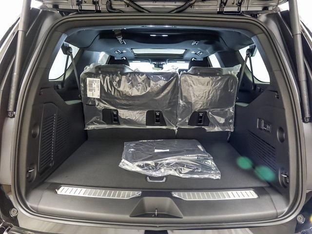 Photo of 2025 Black Chevrolet Suburban