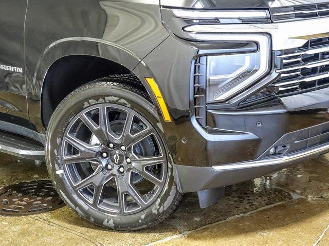 Photo of 2025 Black Chevrolet Suburban