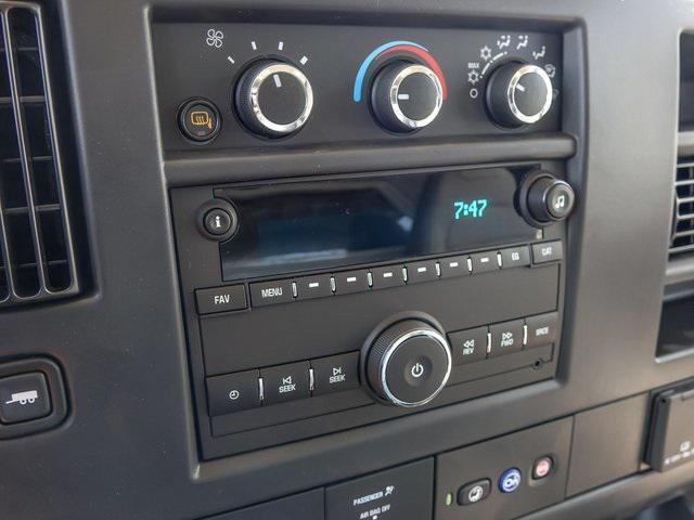 Photo of 2025 Summit White Chevrolet Express 2500