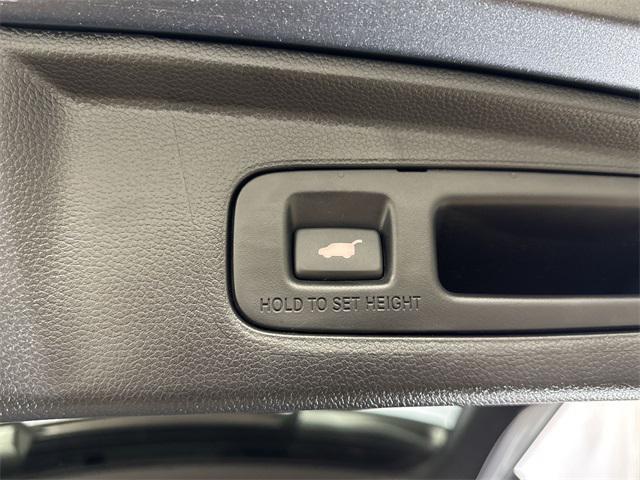 Photo of 2025 Gray Honda CR-V Hybrid