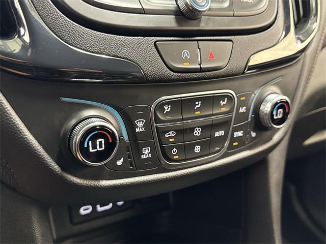 Photo of 2024 Mosaic Black Metallic Chevrolet Equinox