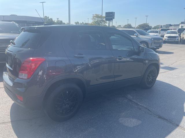 Photo of 2019 Nightfall Gray Metallic Chevrolet Trax