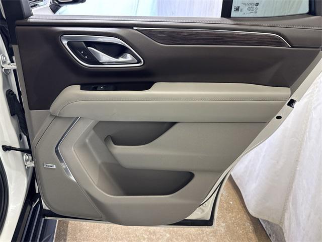 Photo of 2024 Iridescent Pearl Tricoat Chevrolet Tahoe