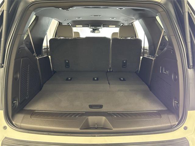 Photo of 2024 Iridescent Pearl Tricoat Chevrolet Tahoe