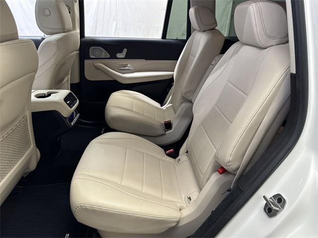 Photo of 2022 White Mercedes-Benz GLS 450