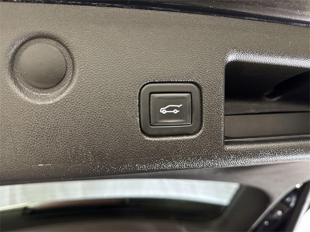 Photo of 2024 Mosaic Black Metallic Chevrolet Equinox