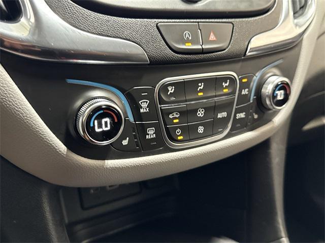 Photo of 2024 Mosaic Black Metallic Chevrolet Equinox