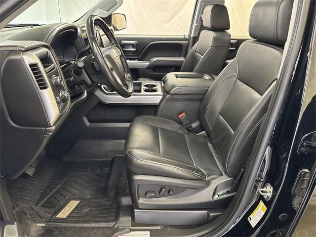 Photo of 2018 Black Chevrolet Silverado 1500