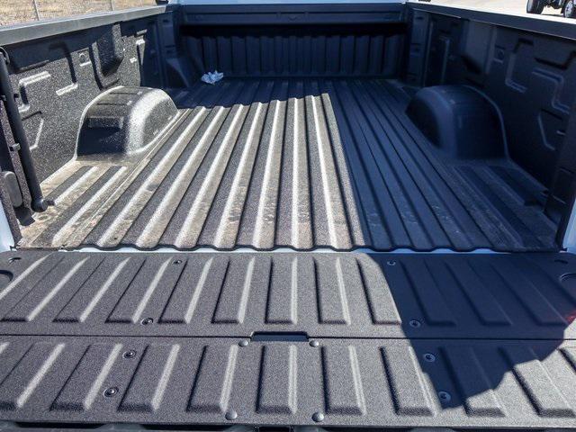 Photo of 2025 Summit White Chevrolet Silverado 2500