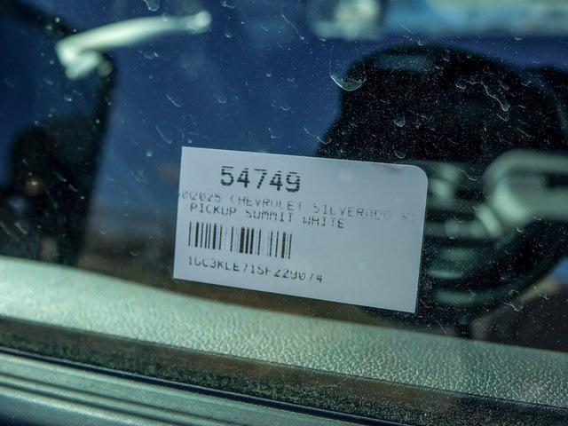 Photo of 2025 Summit White Chevrolet Silverado 2500