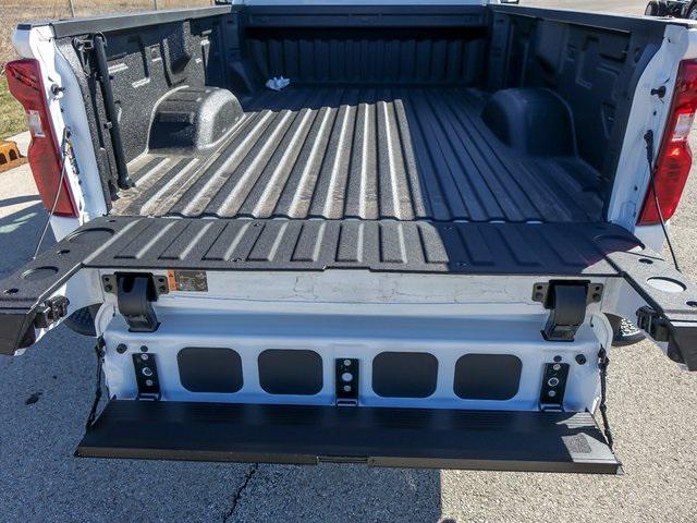 Photo of 2025 Summit White Chevrolet Silverado 2500