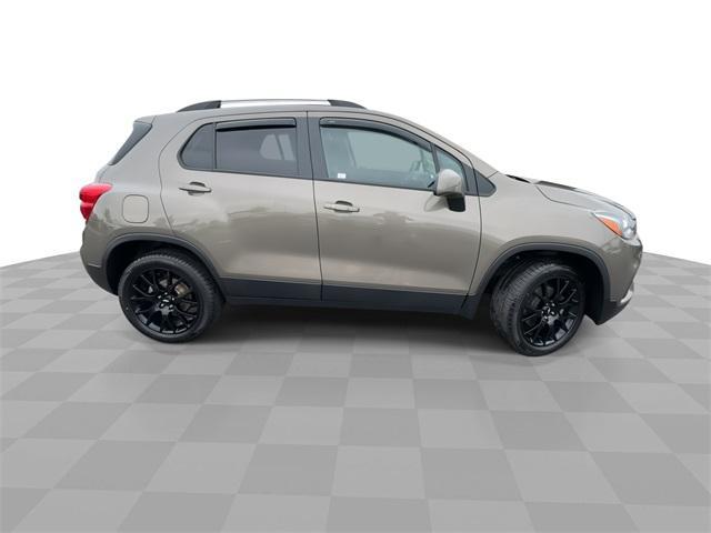 Photo of 2022 Stone Gray Metallic Chevrolet Trax