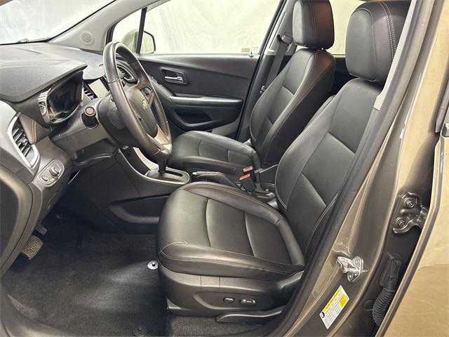 Photo of 2022 Stone Gray Metallic Chevrolet Trax