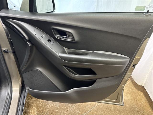 Photo of 2022 Stone Gray Metallic Chevrolet Trax