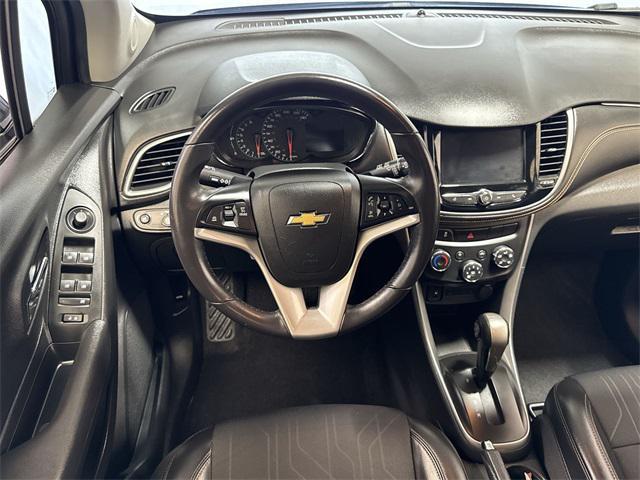 Photo of 2018 Nightfall Gray Chevrolet Trax
