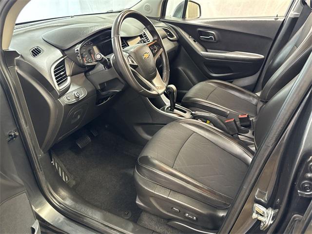 Photo of 2018 Nightfall Gray Chevrolet Trax