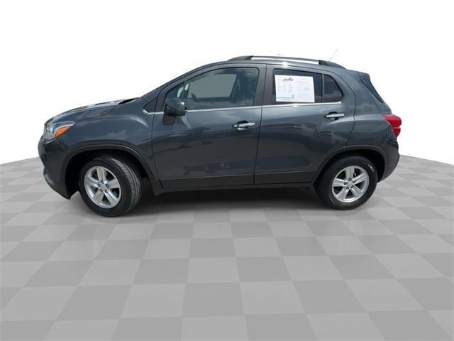 Photo of 2018 Nightfall Gray Chevrolet Trax