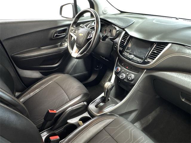Photo of 2018 Nightfall Gray Chevrolet Trax