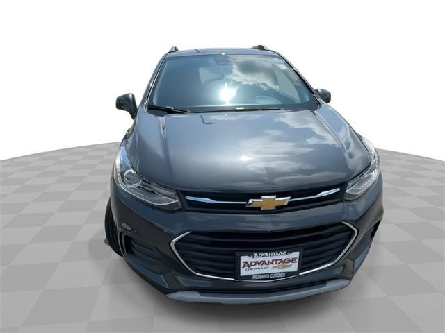 Photo of 2018 Nightfall Gray Chevrolet Trax