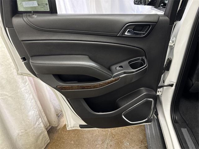 Photo of 2020 Summit White Chevrolet Tahoe